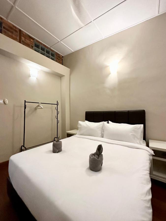 Madras Inn 58-1 Private Bathroom ジョージタウン エクステリア 写真