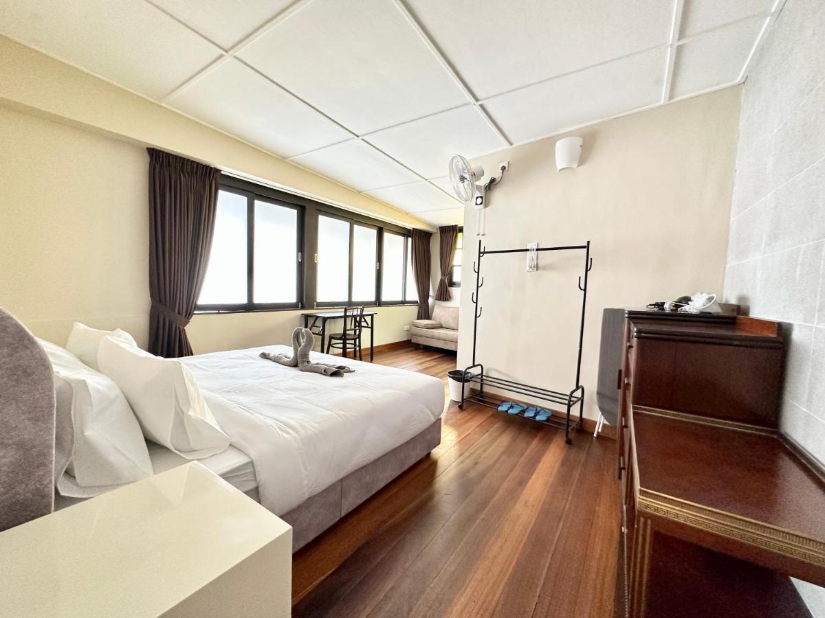 Madras Inn 58-1 Private Bathroom ジョージタウン エクステリア 写真