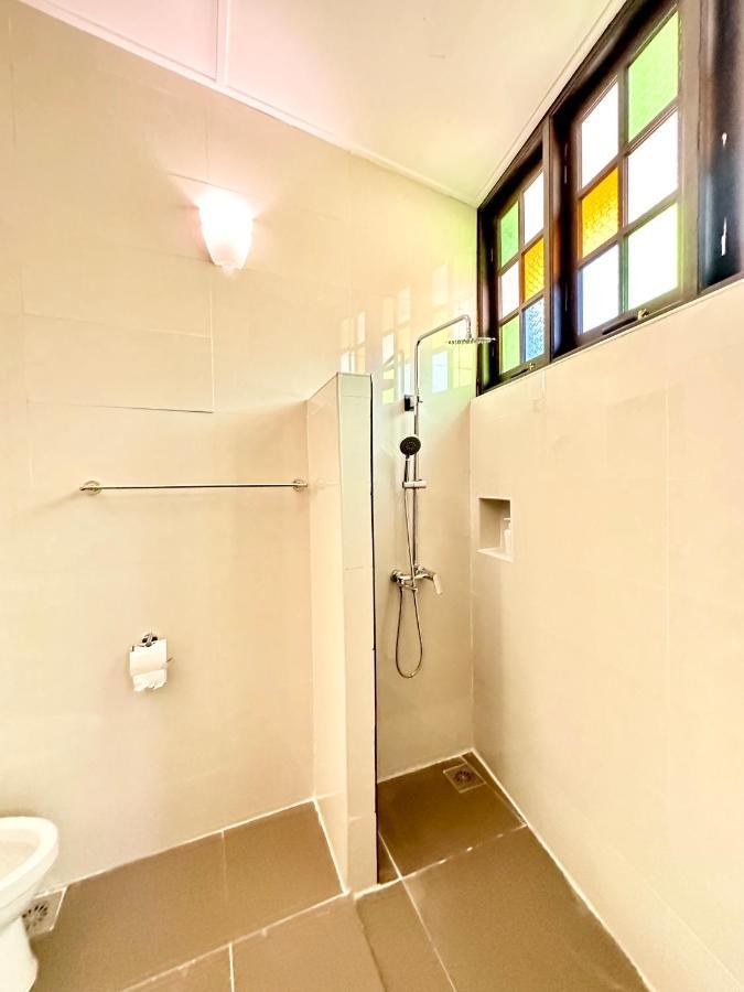 Madras Inn 58-1 Private Bathroom ジョージタウン エクステリア 写真